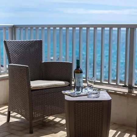 Casa Vacanze Alisea Apartment